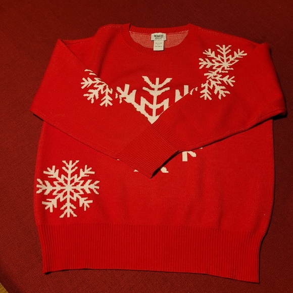 Red Christmas Sweater - Picture 2 of 11